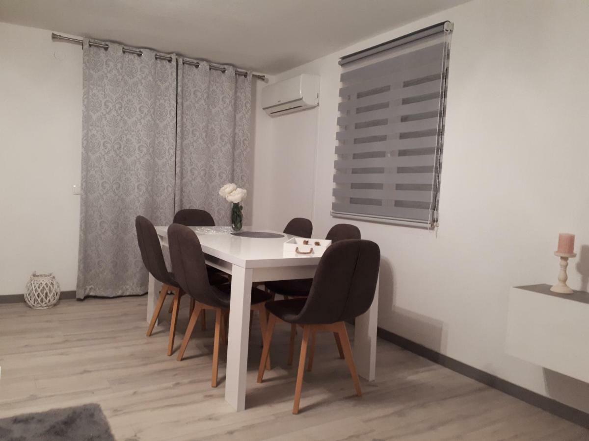 Apartment Jole 1 Traù Esterno foto